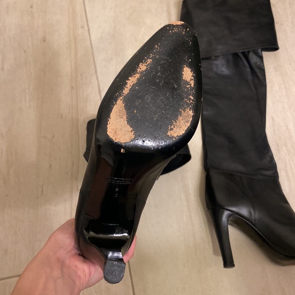 Over the knee boot heels - Picture 2 of 2